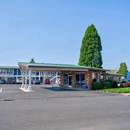 Motel 6-Bend, Or Exterior foto